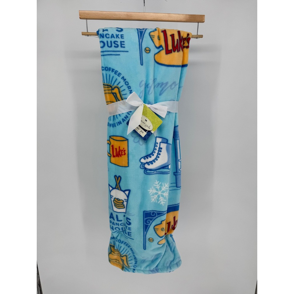 Gilmore Girls Luke's‎ Diner Ice Skates Snowflake Fleece Throw Blanket New